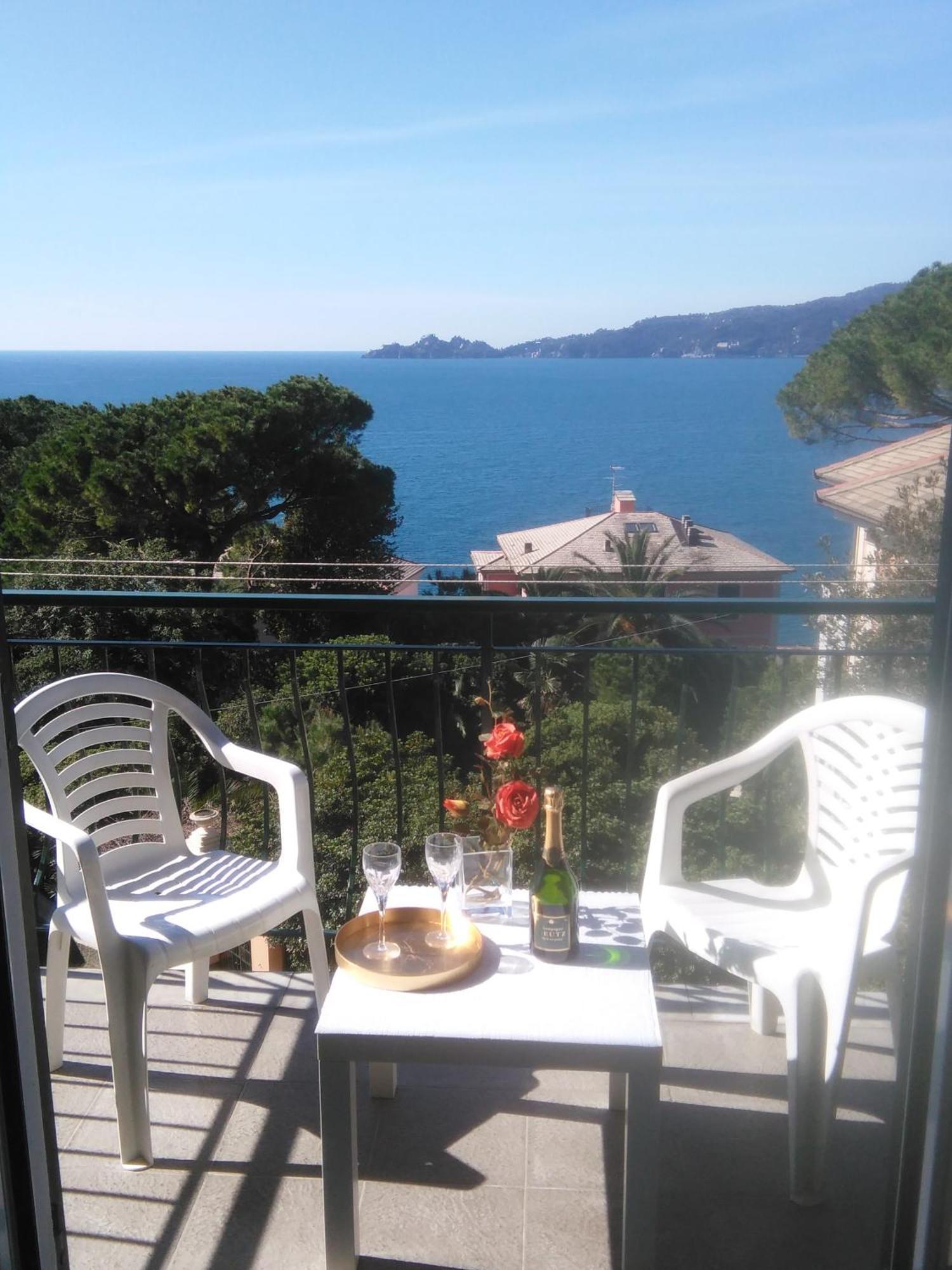 Al Mare Davanti A Portofino - By The Sea In Front Of Portofino زواليي المظهر الخارجي الصورة