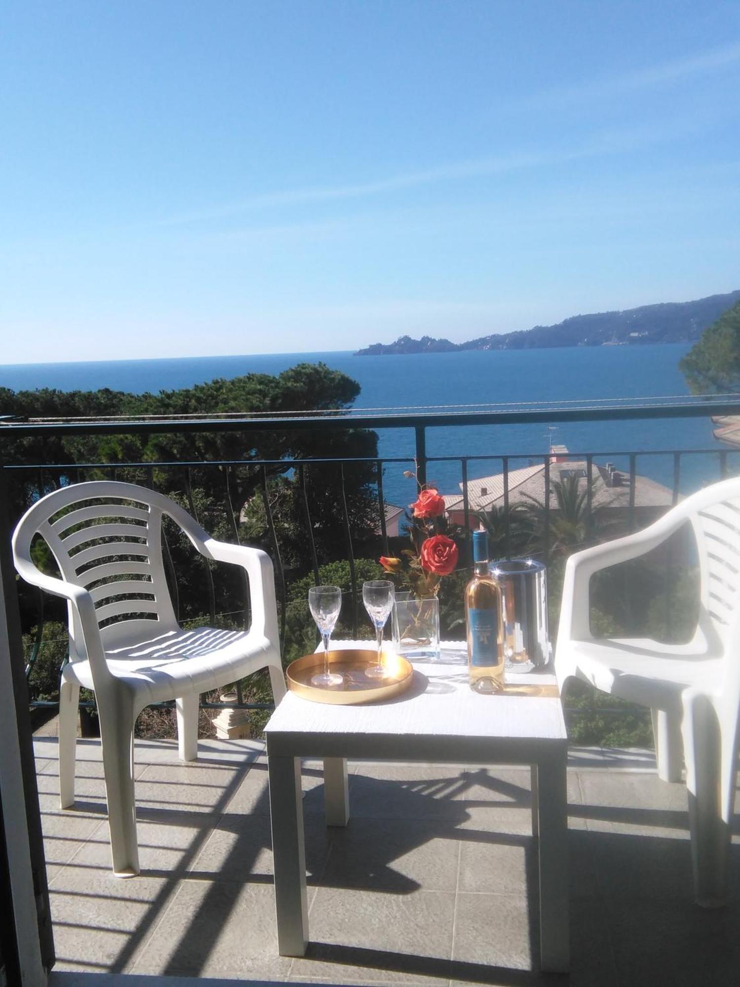 Al Mare Davanti A Portofino - By The Sea In Front Of Portofino زواليي المظهر الخارجي الصورة